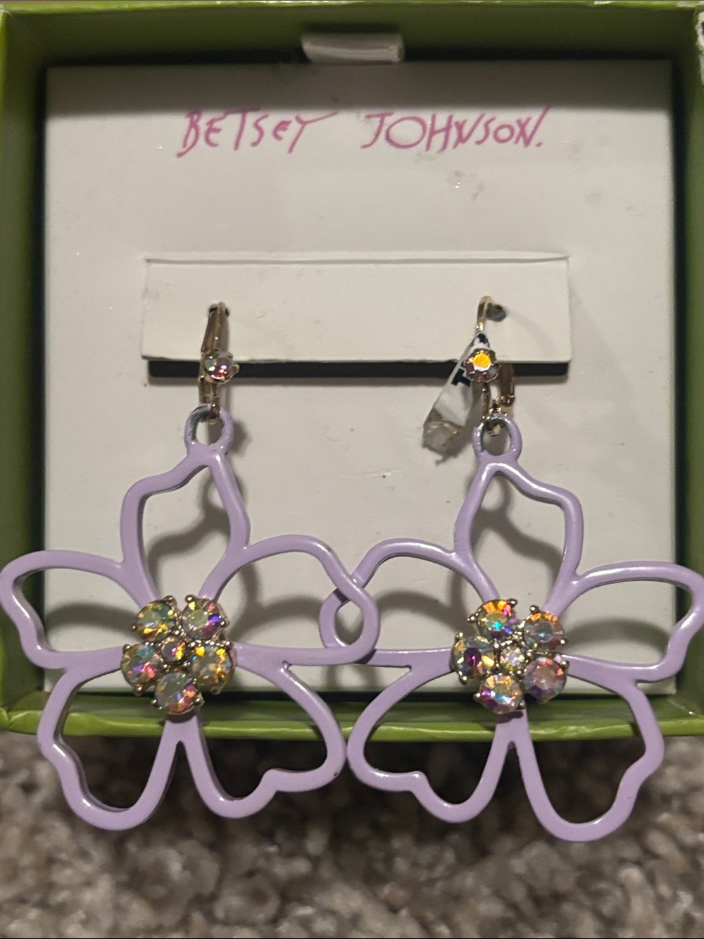 NWT Betsey Johnson Purple Flower Earrings